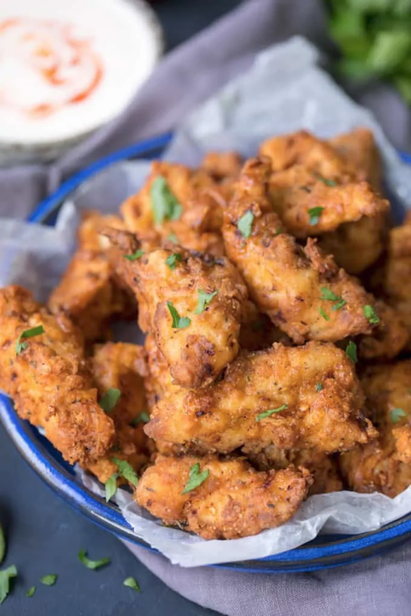 Crispy Chicken Tenders with Garlic Chilli Dip
