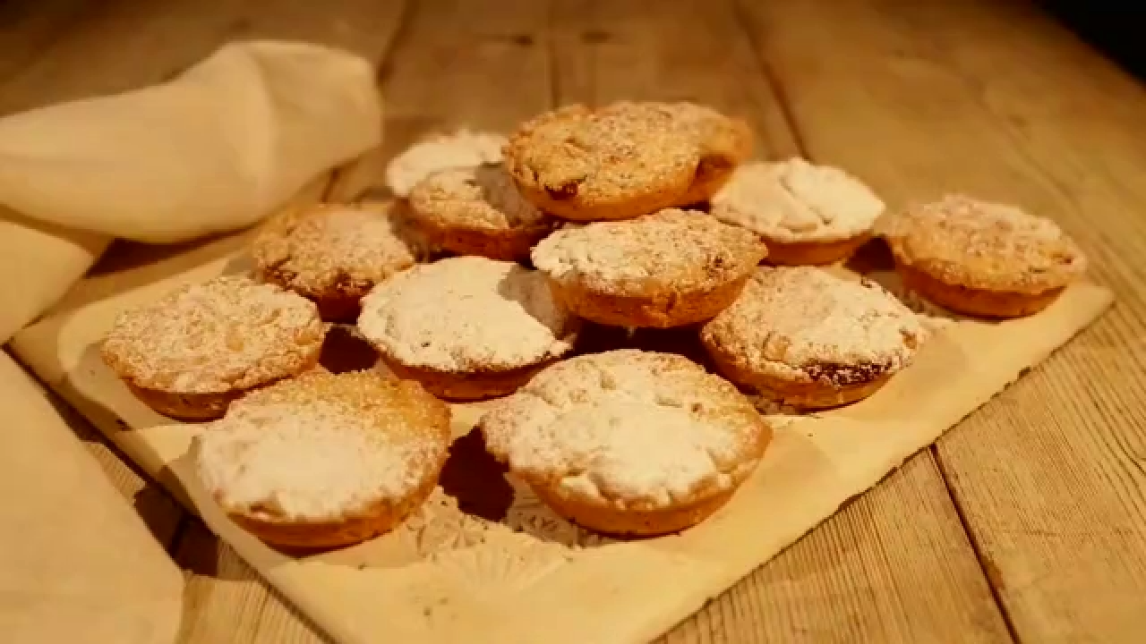 Unbelievably easy mince pies